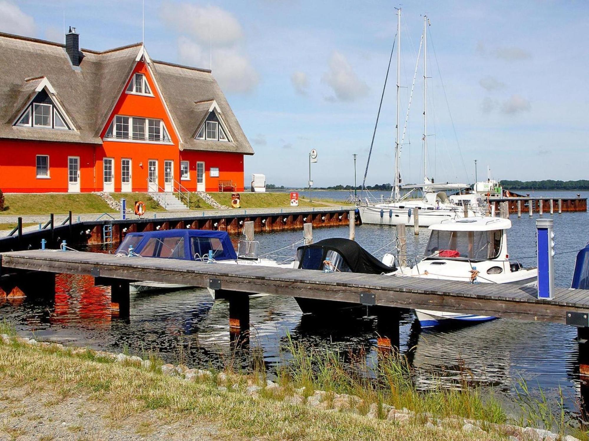 Ferienhaus Lotsenhaus Am Breetzer Bodden In Vieregge ภายนอก รูปภาพ